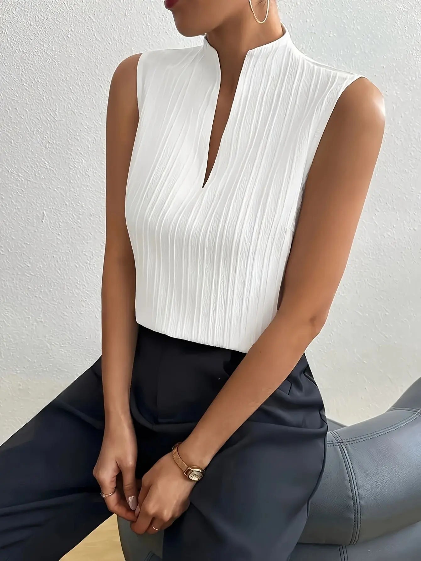Elegant V-Neck Sleeveless Top Tianya Fashion